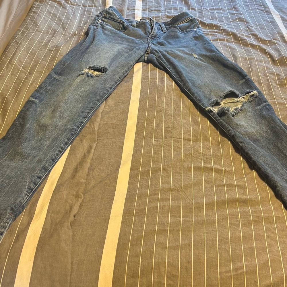 Express Skyscraper Distressed Blue Jeans for Women, Size 0L - Picture 2 of 11